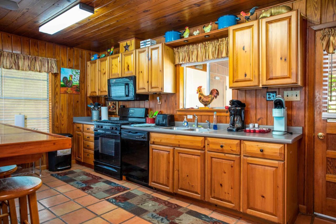 River Ridge Bandera Cabin Экстерьер фото