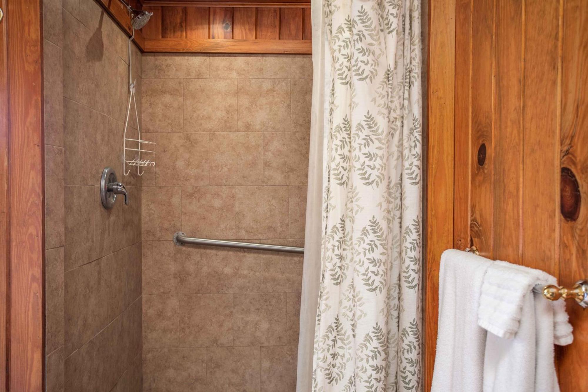 River Ridge Bandera Cabin Экстерьер фото